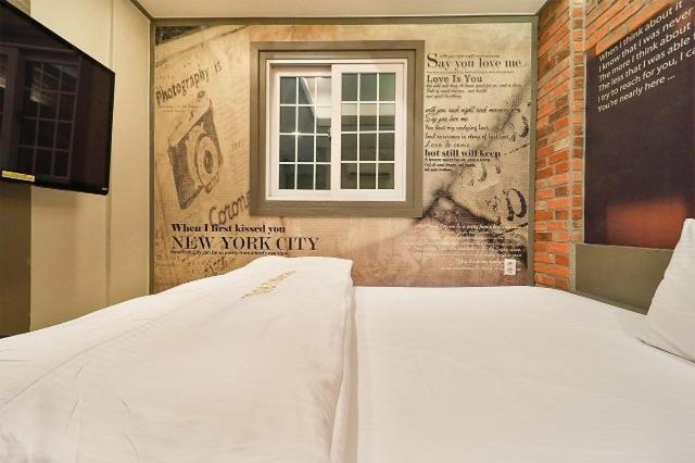 Daegu Daemyeong-Dong New Prince Hotel Quarto foto