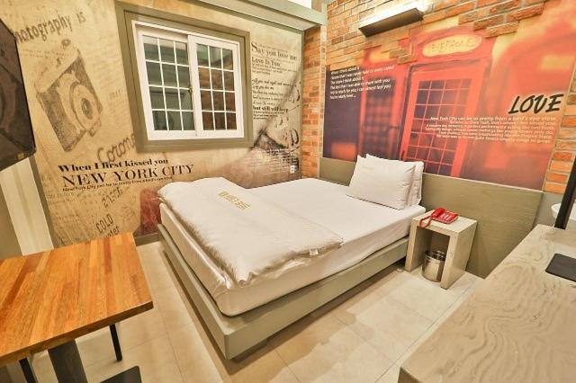Daegu Daemyeong-Dong New Prince Hotel Quarto foto