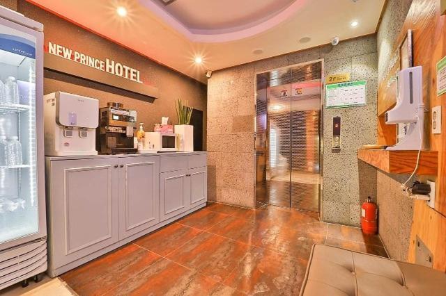 Daegu Daemyeong-Dong New Prince Hotel Exterior foto